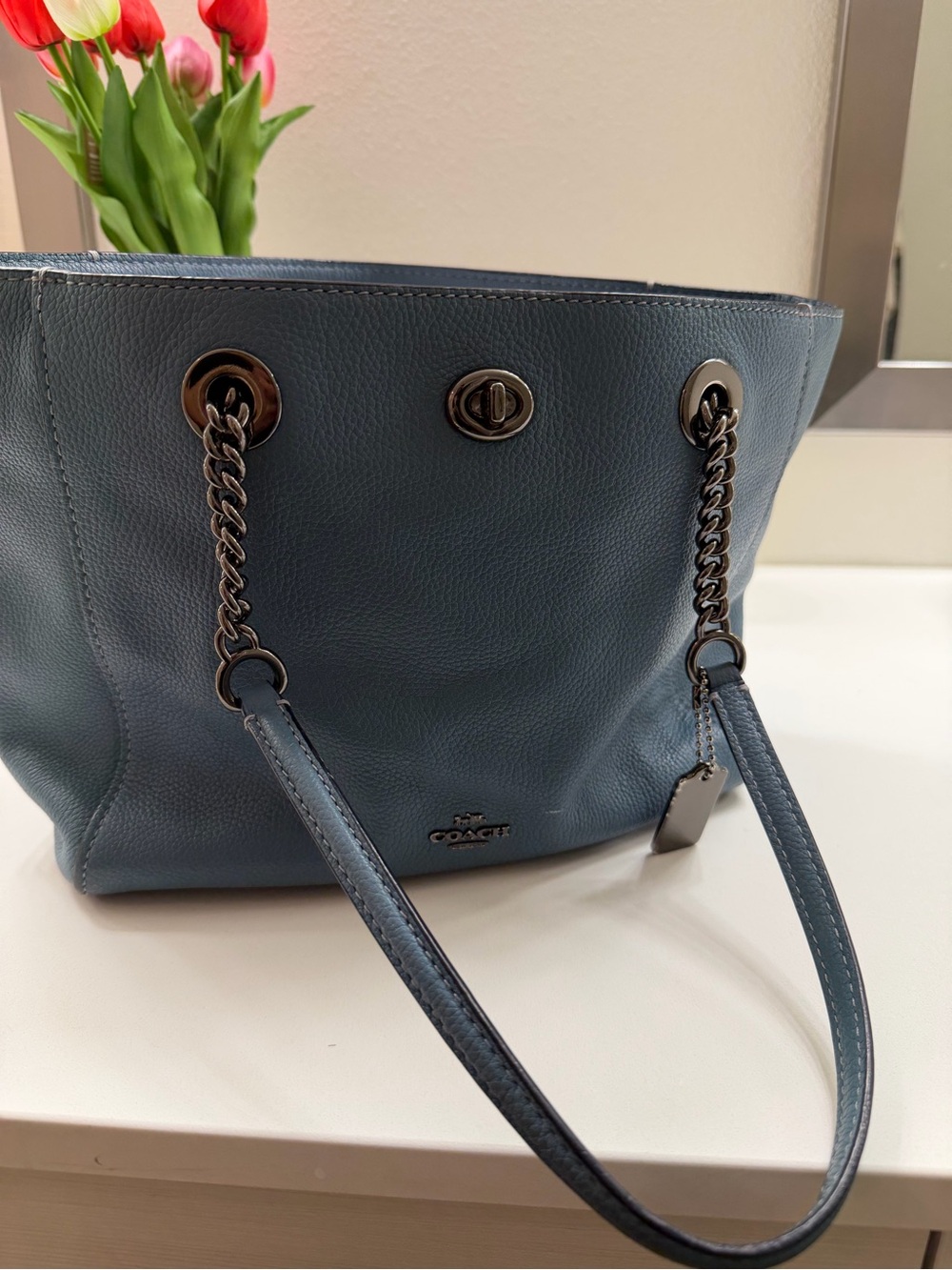 COACH NY 57107 TURNLOCK SILVER CHAIN SAGE BLUE LEATHER SHOULDER TOTE BAG